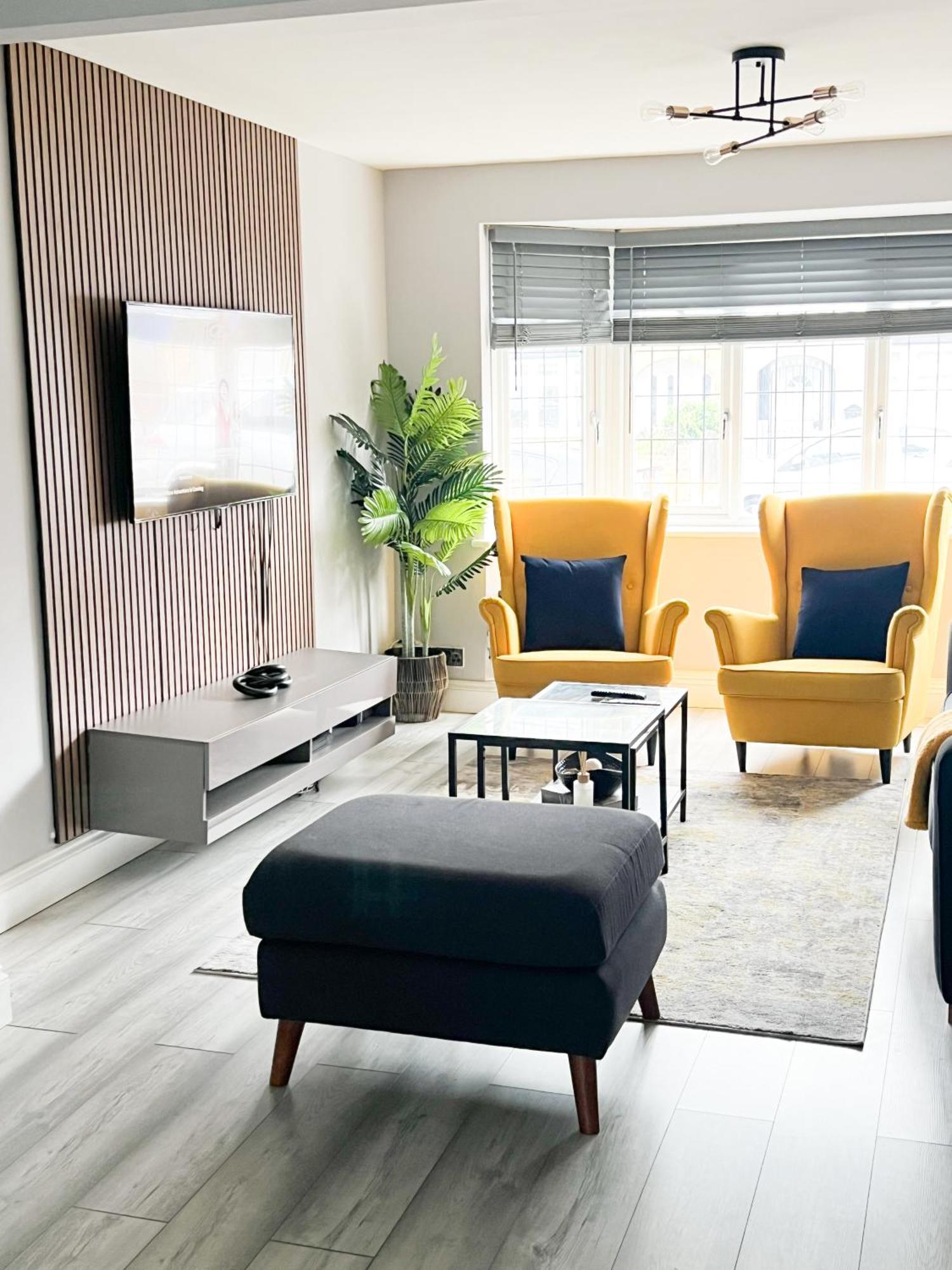 Beautiful Newly Renovated House In Rainham Essex Villa Bagian luar foto